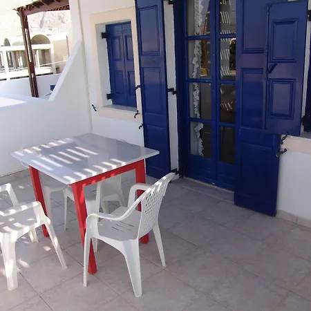 Nefeli Perissa (Santorini)